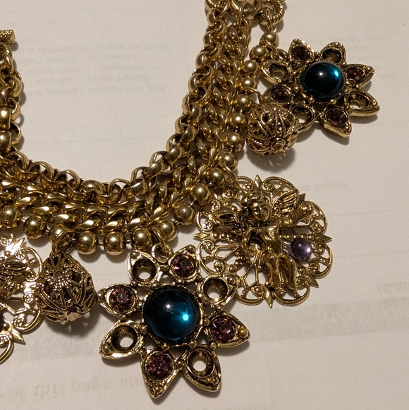 EVC GOLD TONE HEAVY CABOCHON CHARM BRACELET - Picture 2 of 8